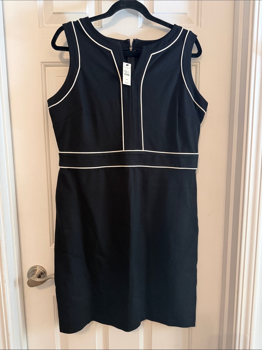 NWT Talbots Black Sleeveless Sheath Dress with White Piping 14P